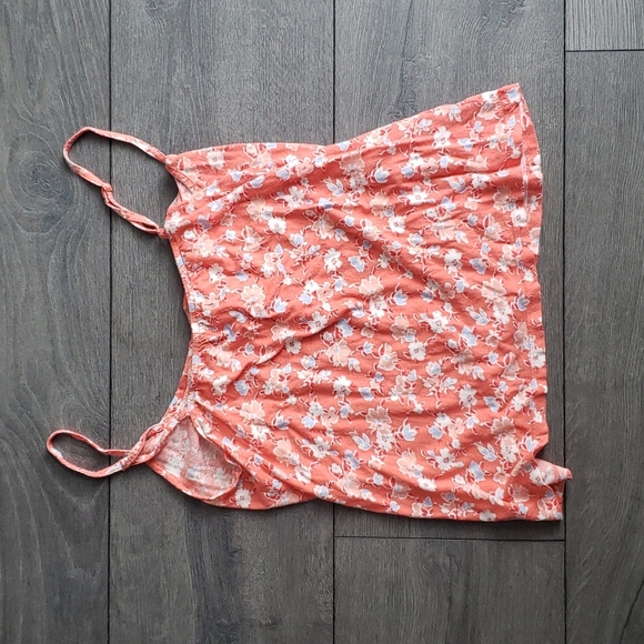 Floral Old Navy top - Picture 5 of 5